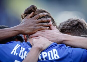 Скандал разтърси “Герена”! Треньорът на “Левски” гони основен играч, отборът в шок и тъга!