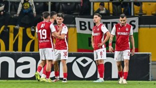 Ексклузивно: Спукан съюз! Капитанът на ЦСКА заплаши с напускане след брутален скандал с треньора!