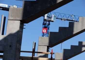 Току-що: Срутването на стадион „Армията“ разбива надеждите за завършване до пролетта, след като тежки метеорологични условия провалиха строителните планове!