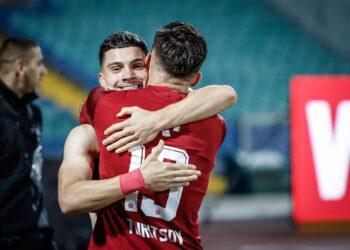 Капитанът на ЦСКА Взриви Обществеността: „Треньорът е Дар от Бога! Само с Него Ще Върнем Славата Си!“