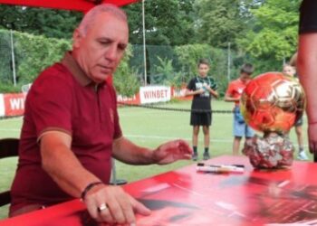 Грандиозен Обрат! Стоичков Привлича Невероятна Футболна Икона за Треньор, Която Ще Промени ЦСКА Завинаги!