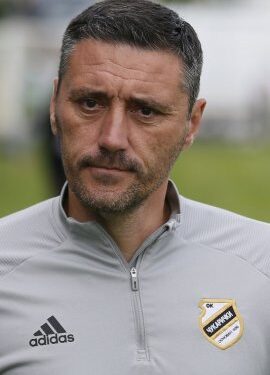 Душан споделя как се подготвя за следващия мач