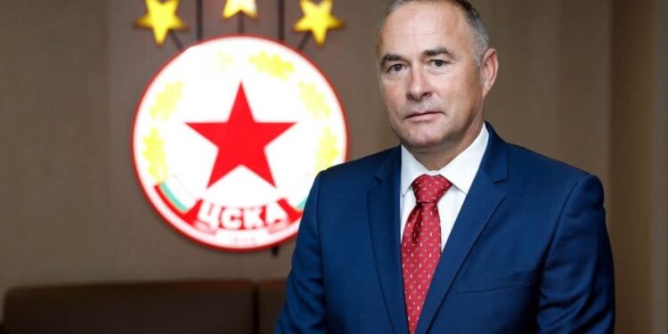 Легендата на ЦСКА Бойко Величков: „Керкез трябва да подаде оставка, точно както аз бих направил…“ Още подробности по-долу! 👇