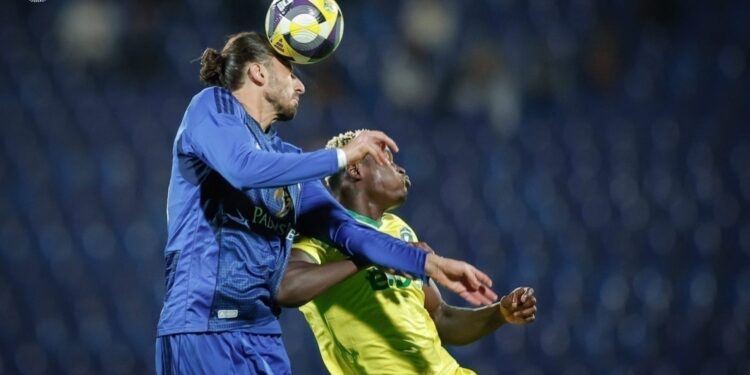 Шокиращата тайна на звезда на “Левски” разтърси България: Ето защо той носеше личен предмет на терена!