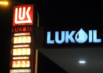 Насков Сираков подписва спонсорски договор с Лукойл Нефтохим Бургас и Аурубис България, с отпусната инвестиция от 30%