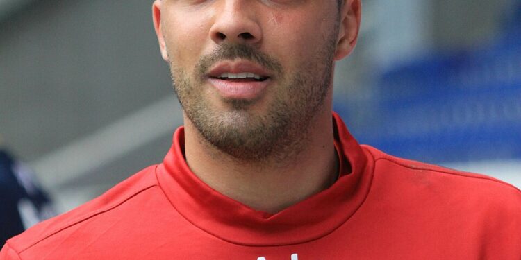 Официално – Българският вратар МИХАЙЛОВ се завръща в Левски София