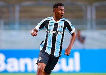 Саутамериканско чудо дете прие предложението и структурата на проекта на Левски София, тъй като не може да чака да бъде част от него