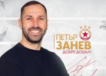 Открит Бунт в ЦСКА: Капитанът Публично Разобличи Треньора и Разцепи Отбора!