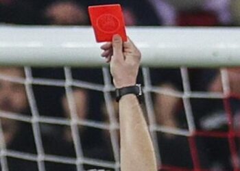 Шок в българския футбол! Ето кой съдия ще ръководи напечения сблъсък между ЦСКА и Арда, решението е взето!