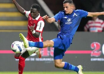 Невероятно: Левски Загърбва Враждите и Публично Поздравява Георги Костадинов