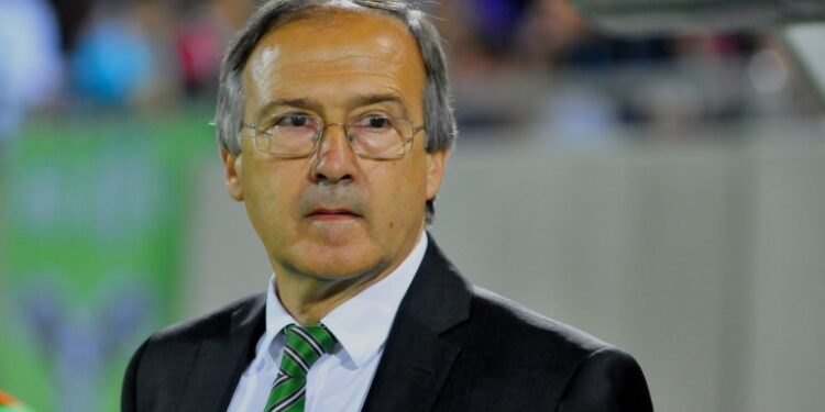 Ботев Пловдив преговаря с Георги Дерменджиев за треньорския пост