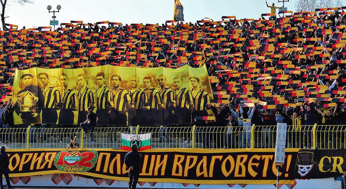 Привържениците на Ботев Пловдив изразяват разочарование след тежката загуба