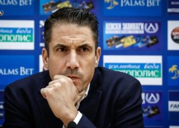 АКТУАЛИЗАЦИЯ: Трансферът на Карл Фабиен в Левски ще задейства раздяла на „Герена“.Научете повече за статията на 👇👇👇