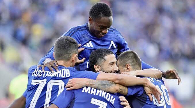 Левски вече плаши! Сините биха с 2:1 Числата,, въпреки пъкления план на Домуса, Цеката и съдията