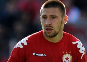 Иван Бандаловски обявява завръщането си в отбора, което слага край на “Капитана на армията”, тъй като Иван поема капитанската лента… прочетете повече по-долу.