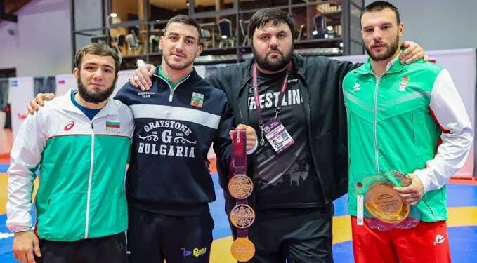 “Спрени са само онези борци, които отказват централизирана подготовка”: БФБорба одобри 15 състезатели на ЦСКА за Балканиадата