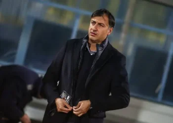 Христо Арангелов ще замени Хулио Веласкес в Левски София след вътрешно решение на клубния борд