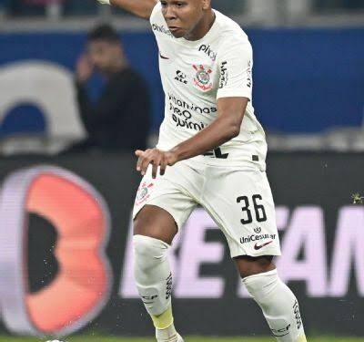 Левски София подсилва халфовата линия с подписването на обещаващ 18-годишен талантЛ