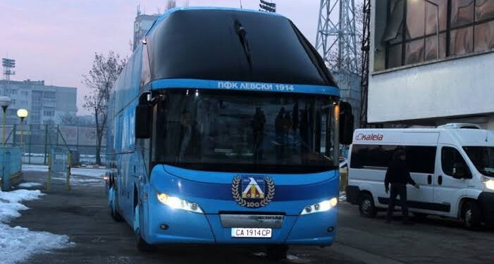 Опит за обир на автобуса на Левски София снощи, полицията реагира, разследването продължава