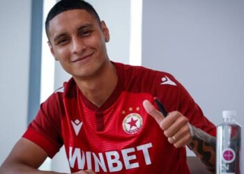 ЦСКА София продава младия нападател Леандро Годой на Ланс за 2.5 милиона евро