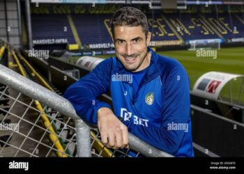 Хулио Веласкес посочва трима трансфери, които Левски София най-много иска, за да се бори за титлата и да играе в Европа догодина