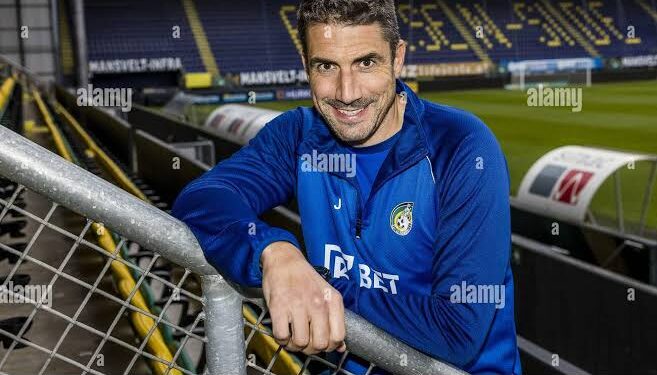 Хулио Веласкес посочва трима трансфери, които Левски София най-много иска, за да се бори за титлата и да играе в Европа догодина