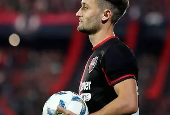 🚨🚨🤕 𝐒𝐏𝐄𝐒𝐓𝐀𝐕𝐀: Новото попълнение на ЦСКА София – Анхело Мартино – НЯМА ДА БЪДЕ НА РАЗПОЛОЖЕНИЕ тази седмица поради КОНТУЗИЯ В КОЛЯНОТО