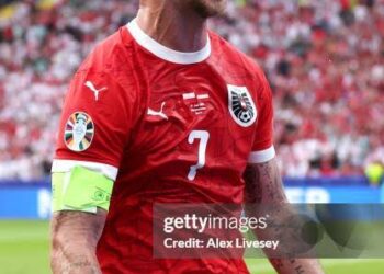 𝐄𝐓𝐎 НИ! Левски София се договори за подписа на Марко Арнаутович като свободен агент 🟢⚪️🇩🇰  Постигнато е споразумение за едногодишен договор, медицинските прегледи вече текат, тъй като Марко Арнаутович е приел трансфера в Левски София 🤝🏻  Ново начало за Марко Арнаутович след опита му в Сръбската лига ✨