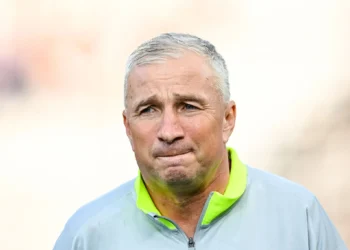 ТРЕНЬОРСКИ СЛУХОВЕ: Румънецът Дан Петреску изплува като вариант за треньор на ЦСКА преди предстоящия им мач