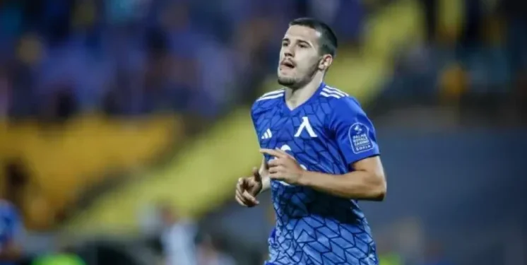 Марин Петков остава в Левски поне до зимата