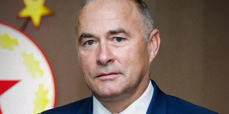 СЕНЗАЦИЯ! Бойко Величков подаде ОСТАВКА от ЦСКА! ИСТИНАТА за неговото напускане, която шокира всички – разкриваме защо…