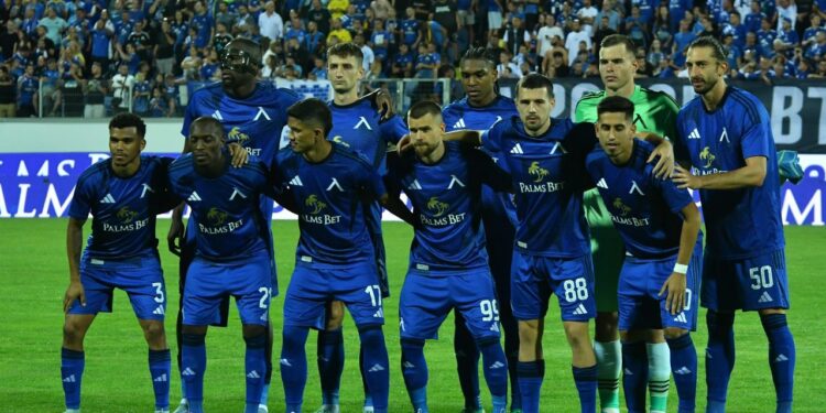 Шок! Вечният съперник е оставен назад, а “сините” вече дишат във врата на… турски отбор?