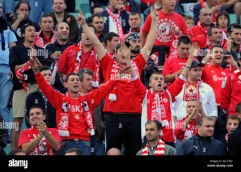 Феновете на ЦСКА празнуват голяма победа срещу Септември София с непоклатима радост