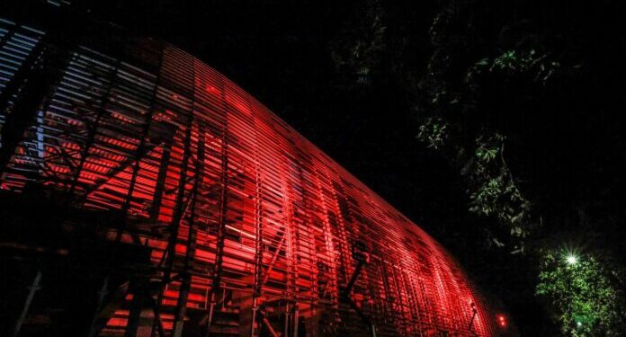 Отпадна още един! Явно стадионът на ЦСКА ще е готов доста преди срока