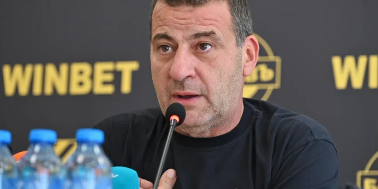 Можеш ли да повярваш? Усещах, че нещо не е наред! Той трябва да понесе отговорност, преди да е станало твърде късно, тъй като мачът „Левски“ – „Ботев“ доведе до кървава сцена и… още по-долу 👇