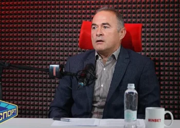 Питам аз, това ли ни трябва в момента – да ходим и да даваме интервюта “нагоре-надолу”? (Ядосани топ служители на ЦСКА поставят под въпрос…) … повече подробности по-долу