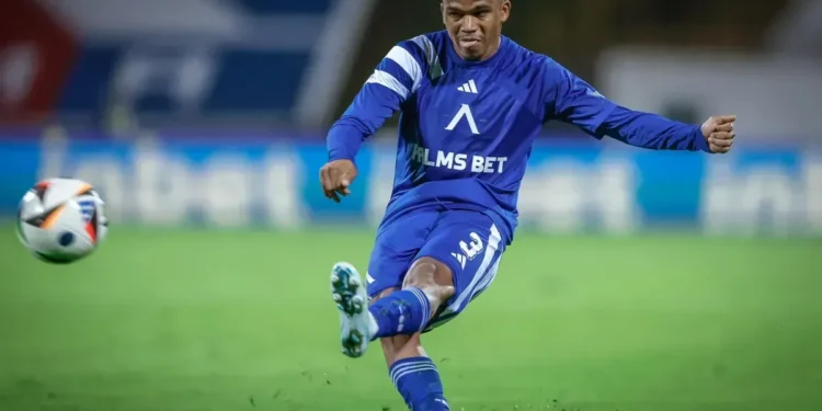 ДИЛЕМАТА ПРЕДИ БИТКАТА С “БЕРОЕ” Кой Ще Замести Маикон в Дъждовния Сблъсък на “Герена”?