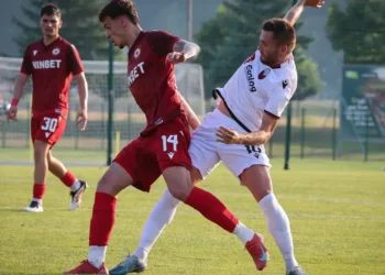 Лидерът се Кове в Школата: Урокът на Янев, а аз съм готов за него, казва…