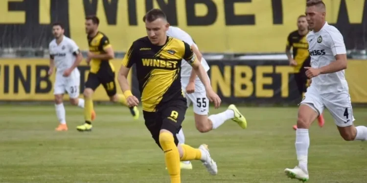 ⚡️ Битка за оцеляване! Ботев Пловдив срещу Славия в драматичен дуел на ръба на пропастта! 🟡⚫️⚪️⚫️🔥