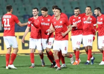 Цветомир Найденов представи “сливенския Артета”