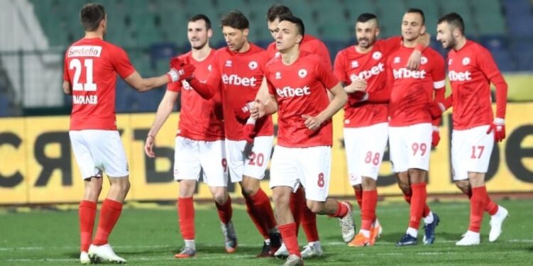 Цветомир Найденов представи “сливенския Артета”