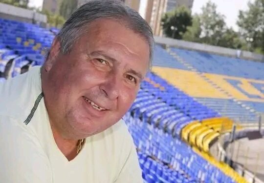 Хммм, честно казано, би било добре за по-младите вратари да му подражават, казват от ръководството на “Левски”, докато се подготвят за… повече подробности по-долу.