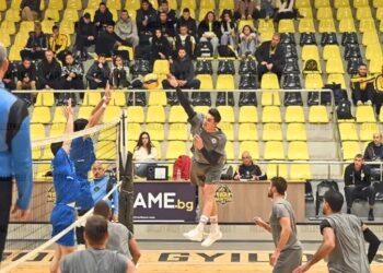 ВОЛЕЙБОЛНО ЦСКА С ГЕРОИЧЕН ОБРАТ: “ЧЕРВЕНИТЕ” СТАРТИРАХА ТУРНИРА “ГЮЛДЕРОВ” С ЕПИЧНА ПОБЕДА СРЕЩУ….