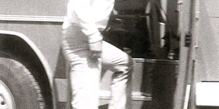 ποΈ ΠΠΎΡΠ»Π΅Π΄Π½ΠΈΡΠ΅ ΠΊΠ°Π΄ΡΠΈ Π½Π° ΠΡΠ½Π΄ΠΈ ΠΏΡΠ΅Π΄ΠΈ ΡΡΠ΄Π±ΠΎΠ²Π½ΠΈΡ Π΄Π΅Π½: ΠΠ΅Π²ΠΈΠΆΠ΄Π°Π½ΠΈ ΡΠ½ΠΈΠΌΠΊΠΈ ΠΎΡ ΠΌΠ°ΡΠ°, Π² ΠΊΠΎΠΉΡΠΎ Π»Π΅Π³Π΅Π½Π΄Π°ΡΠ° Π²ΠΊΠ°ΡΠ° ΠΏΠΎΡΠ»Π΅Π΄Π½ΠΈΡ ΡΠΈ Π³ΠΎΠ»! β½π