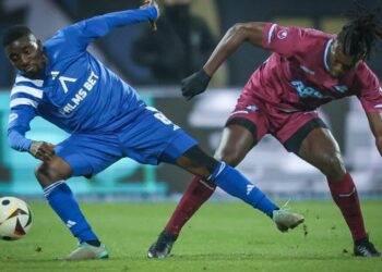 Левски привлича палач на грандове