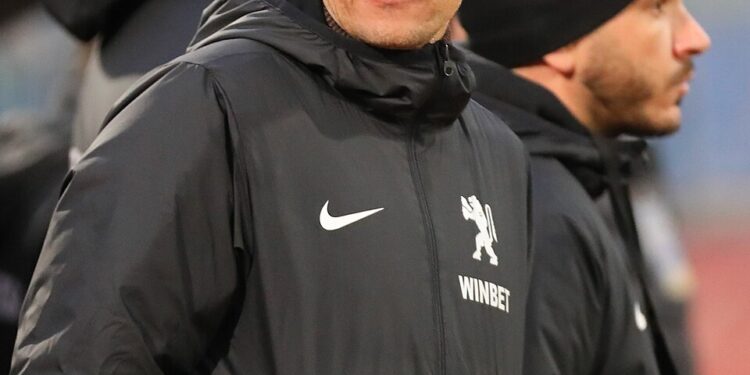 Как Христо Янев Насърчава Отбора Си да Повиши Ефективността при Голмайсторството