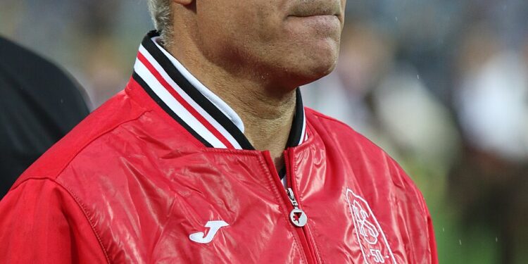 заглавие: Христо Стоичков – легендата, която покори световния футбол