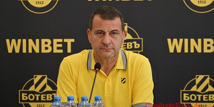 🔥 ШОКИРАЩ ОБРАТ: Банковите сметки на Ботев (Пловдив) БЛОКИРАНИ — Илиян Филипов разкрива зашеметяващата причина!