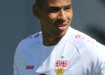 Заглавие:  Левски София проявява интерес към нападателя на Локомотив Пловдив Хуан Перея