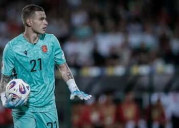 заглавие: Ботев Пловдив отказа завръщането на бивш играч, докато Вуцов се оттегли от националния отбор